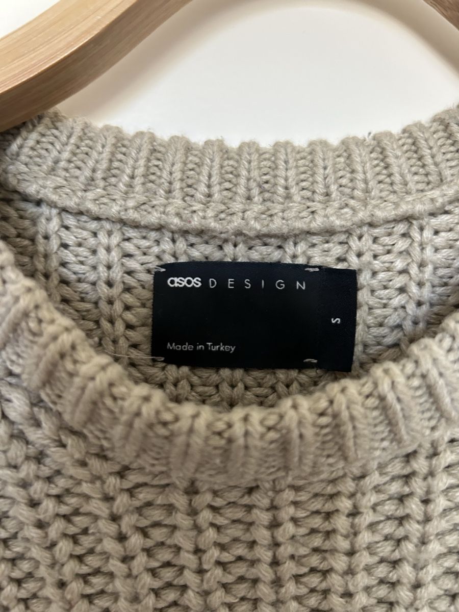 Asos Pullover & Sweatshirts: Pull ASOS DESIGN  – Gebraucht aus Grand-Lancy von eli_x5k9 1
