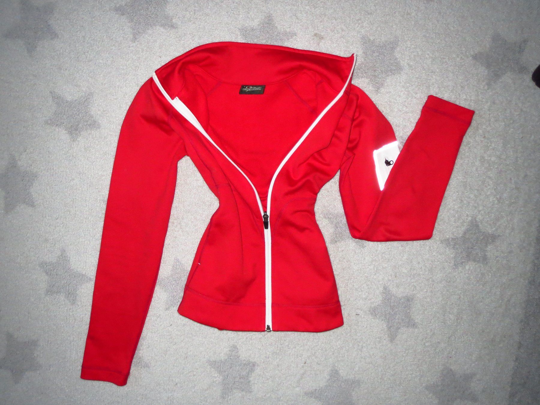 Peak Performance Giacche: stylische PEAK PERFORMANCE Damen Jacke Gr S – Usato da Kiental venduto da Anna8702 2