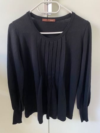 Neuwertiger schwarzer Bally Pullover Grösse 36