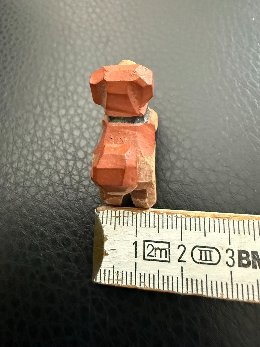 Statuette: kleiner Hund Holz  hangeschnitzt  Tierfigur – Usato da Subingen venduto da ArtBead 7