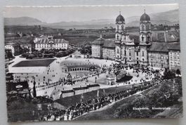 Einsideln, Klosterplatz