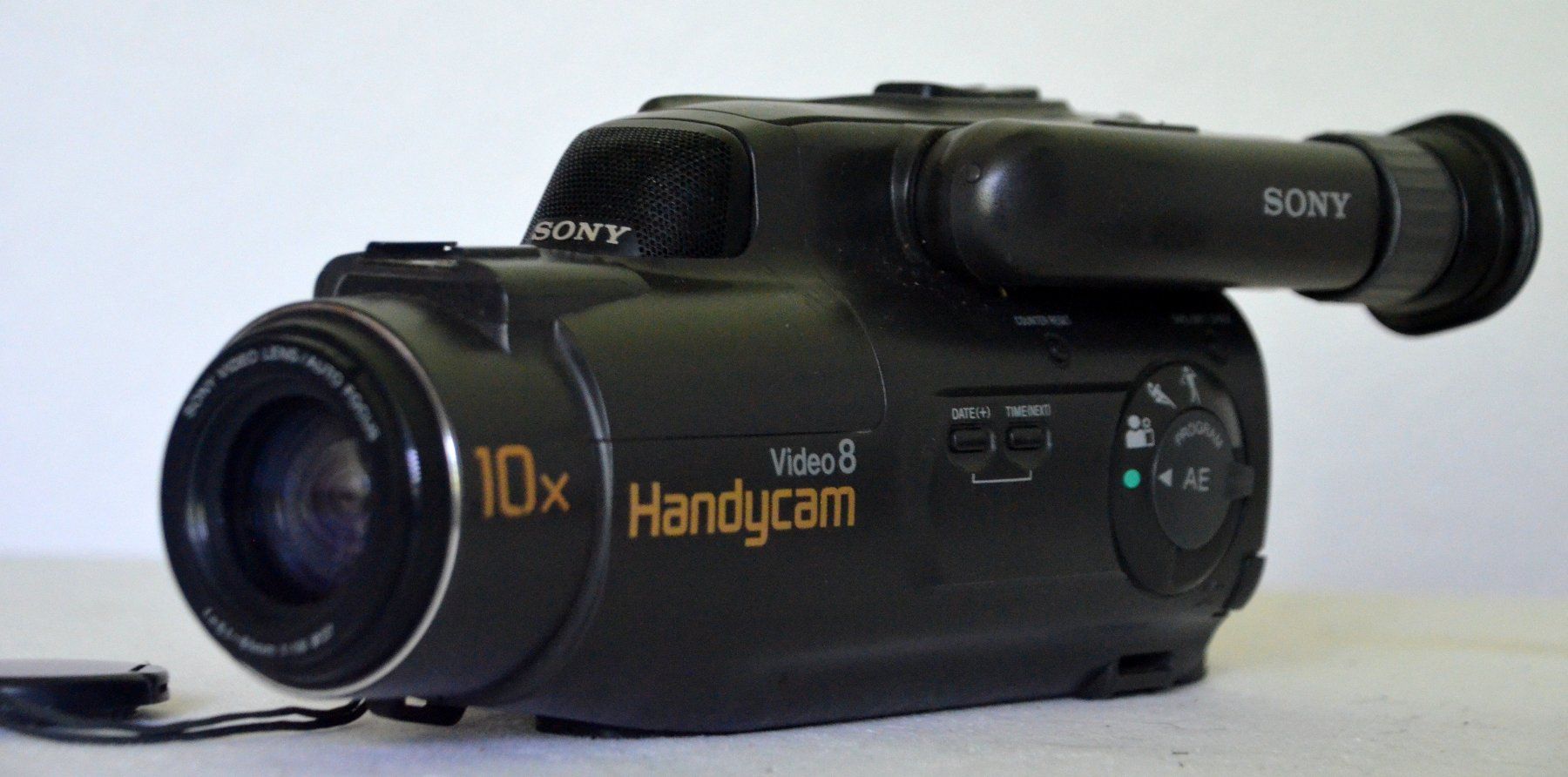 Sony Camcorder: Camcorder Sony CCD-FX270E Video8 caméscope – Defekt aus Collonges von arashee 2