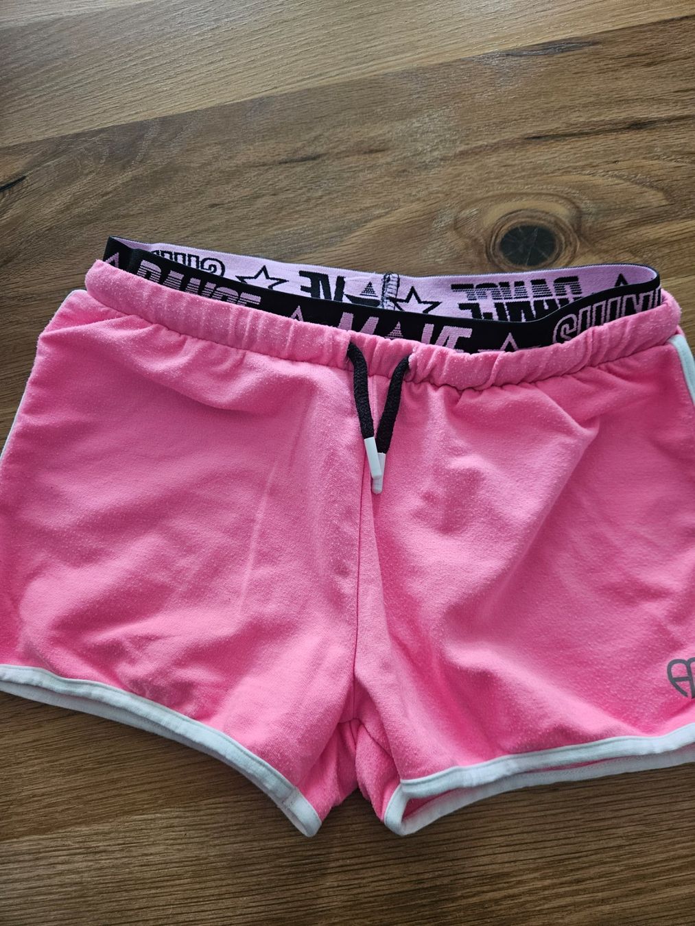 Pantaloni: Shorts Gr. 146-152 pink – Usato da Engelburg venduto da ynnoc19