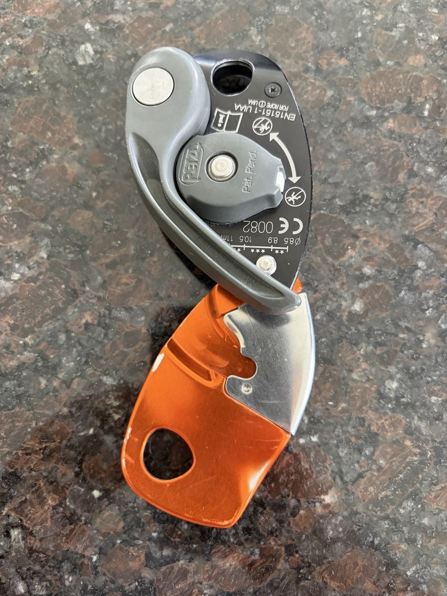 Pareti & prese d'arrampicata: Sicherungsgerät GRIGRI + – Usato da Dietwil venduto da mammut_alpine 2