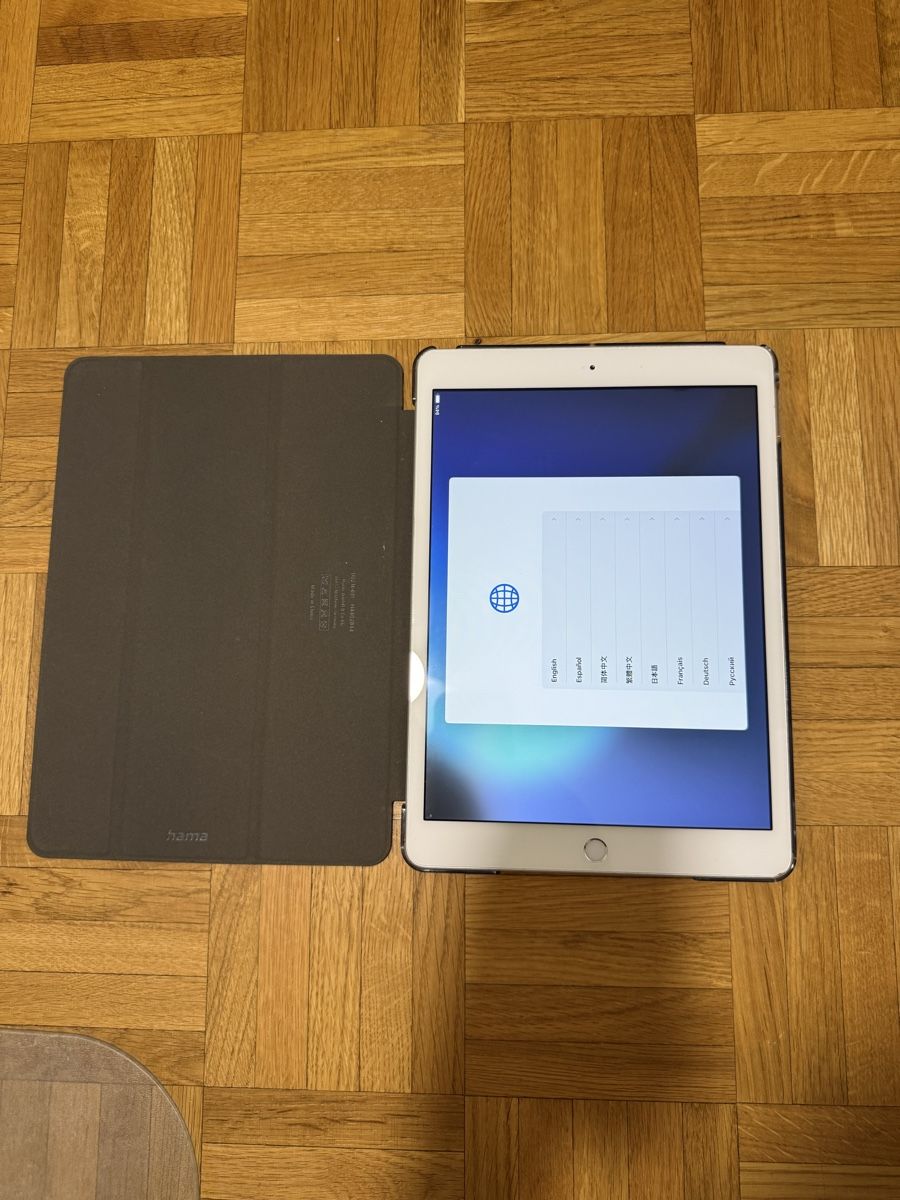 Apple Tablet PC: Apple iPad A2197 (7th generation) – Usato da Genève venduto da hai_2rp8 1
