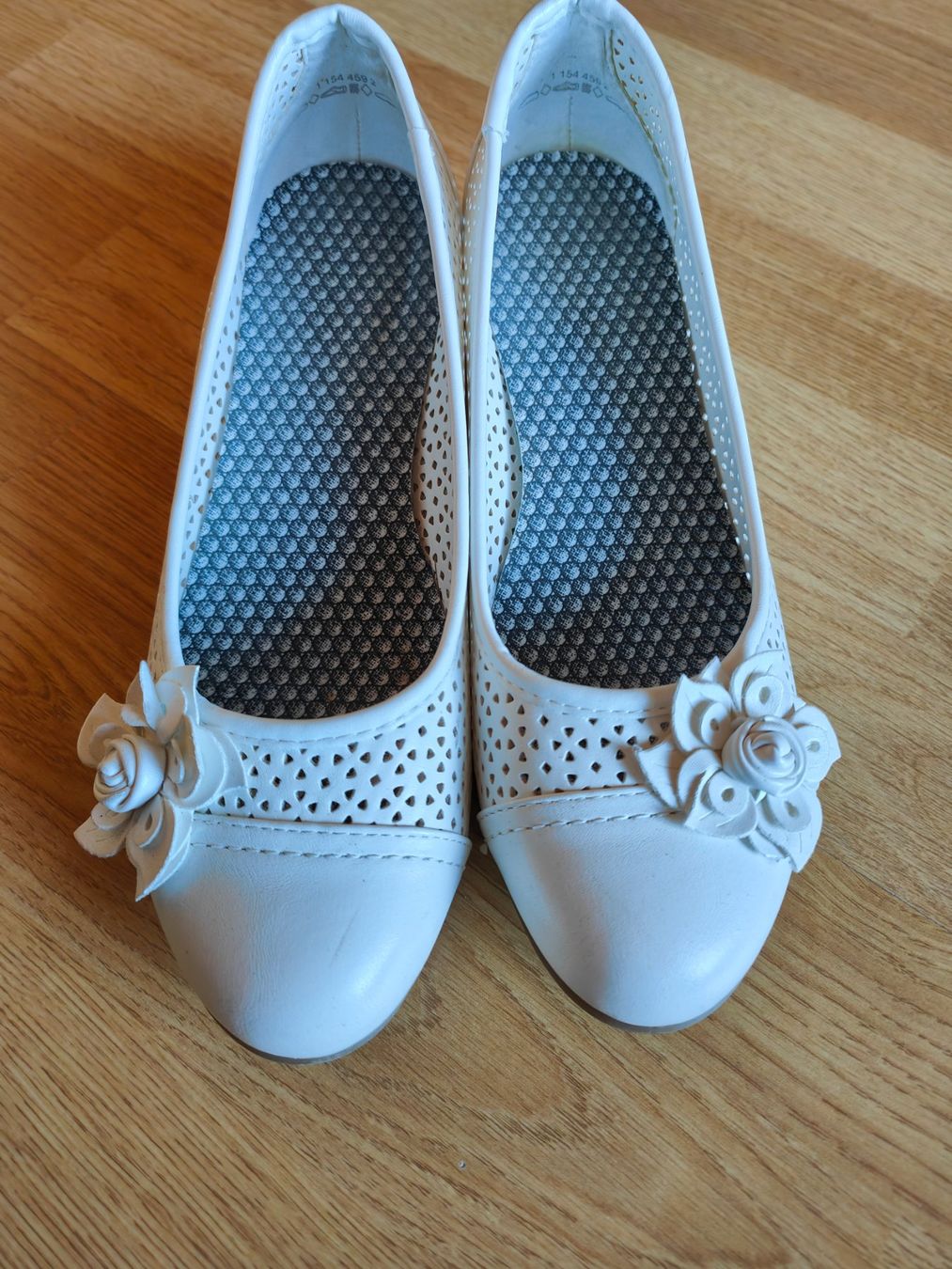 Graceland Scarpe da donna: Graceland Schuh / Pumps weiss - Gr. 39 – Usato da Schöftland venduto da sil_bn9x 1