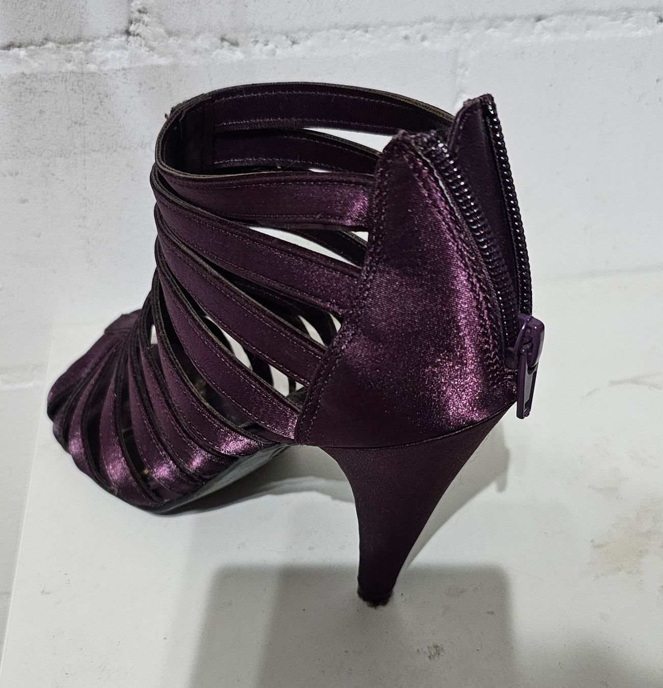 Damenschuhe: Violette Sommer Sandaletten mit Absatz, ca. 10cm Grösse 38, – Gebraucht aus Birmensdorf ZH von RehliAllerlei 1