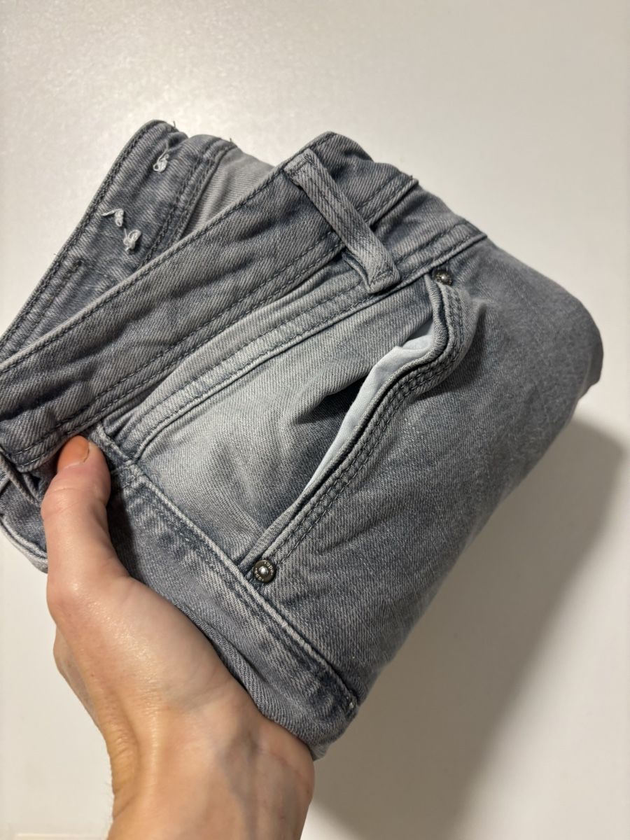 Esprit Jeans: Graue EDC Jeans Gr. 26/32 Top Zustand – Usato da Zürich venduto da deruja 6
