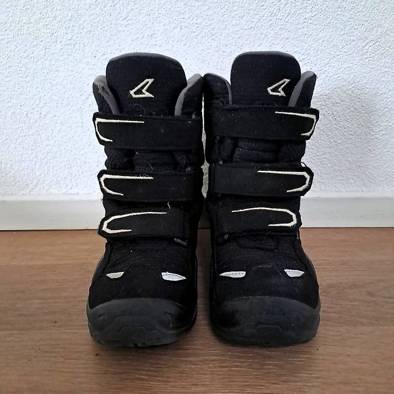 Scarpe per ragazzi: Lowa-Winterstiefel Gr. 32 – Usato da Stein AR venduto da foxtown2 1