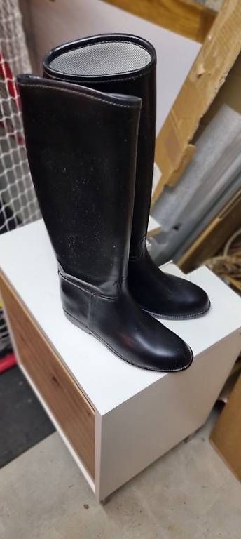 Chaussures hommes: Reitstiefel Grösse 35 – D'occasion à Biel/Bienne par sheila7002