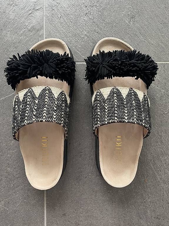 Scarpe da donna: INUIKII Pantolette 39 – Usato da Meisterschwanden venduto da xX3000Xx