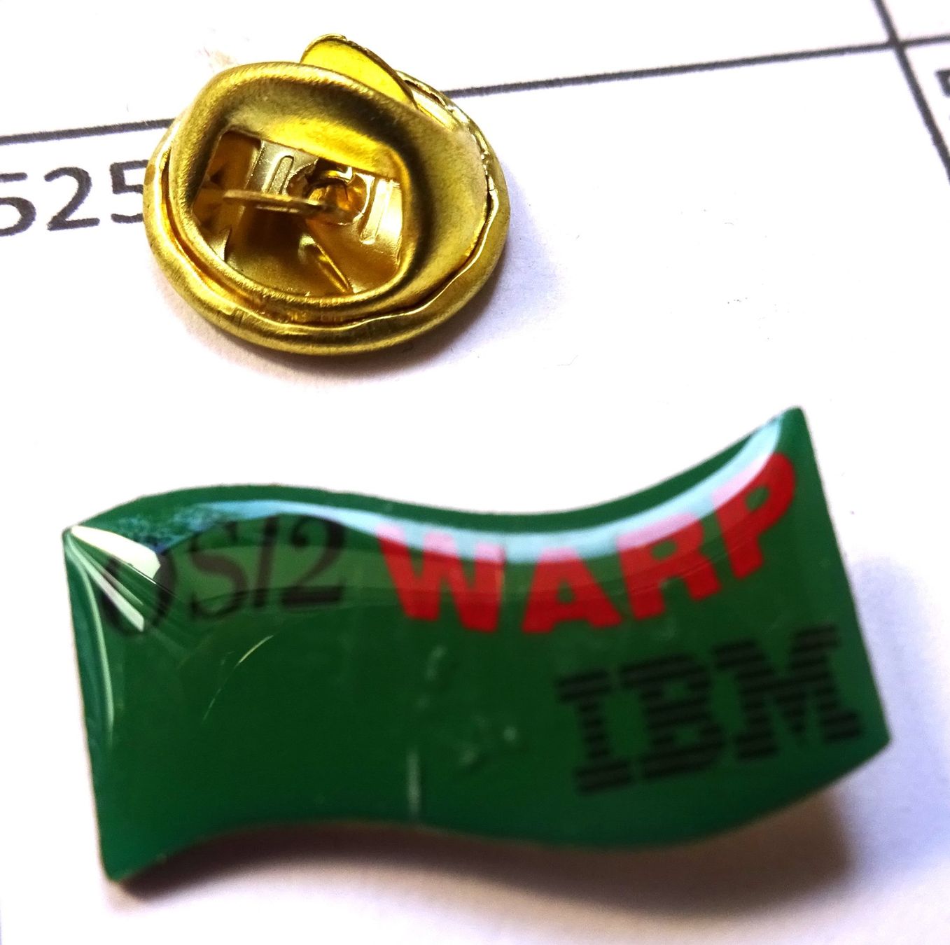 Plaketten & Abzeichen: Pin WARP I B M   OS/2 – Gebraucht aus Utzenstorf von BUtter81
