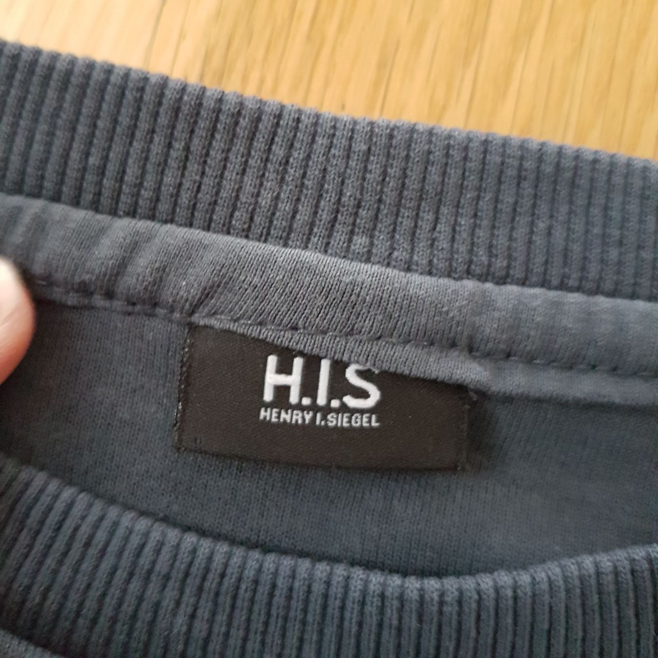 Pulls & Sweat-shirts: Pullover – D'occasion à Altishofen par Simba220 2