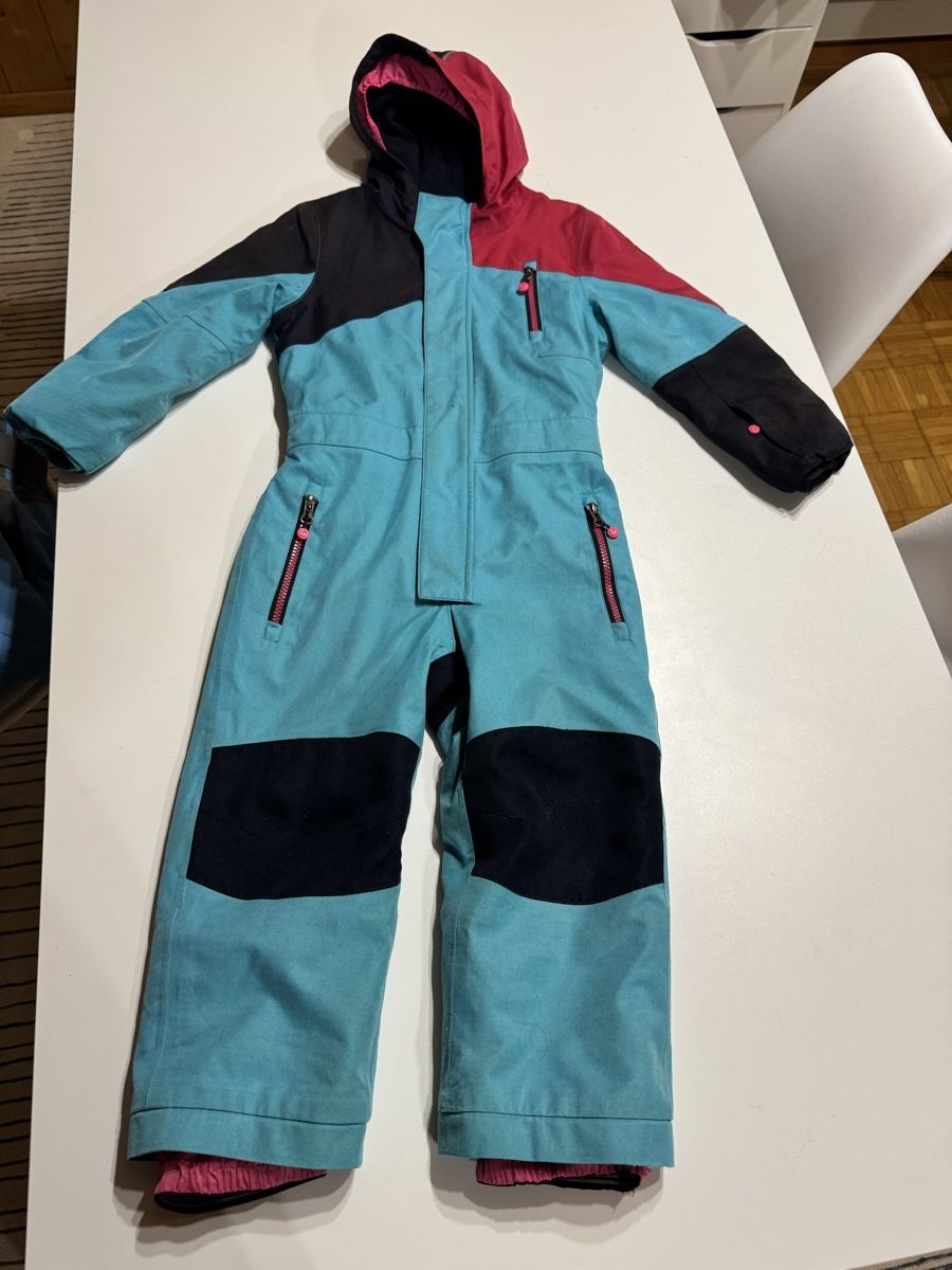 Kleiderpakete & -sets: Ski Anzug 110/116 – Gebraucht aus Ilanz von tai_q2yd