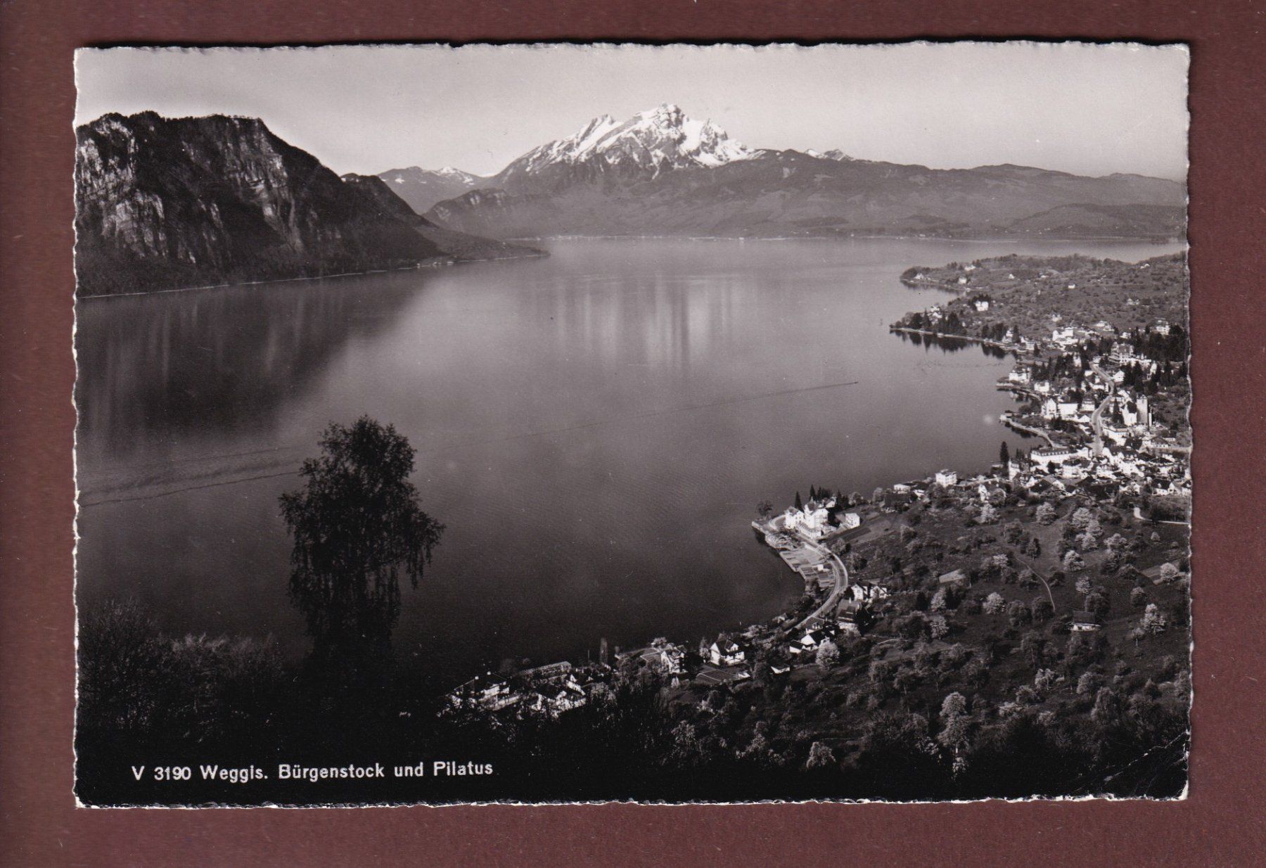 Cartoline postali: WEGGIS - Bürgenstock - Pilatus - 1941 // Eckbug // – Usato da Pully venduto da nicecards-shop