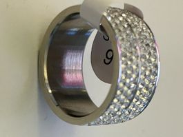 Ring mit Zirkonia