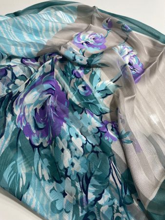 Seiden Foulard 🌸