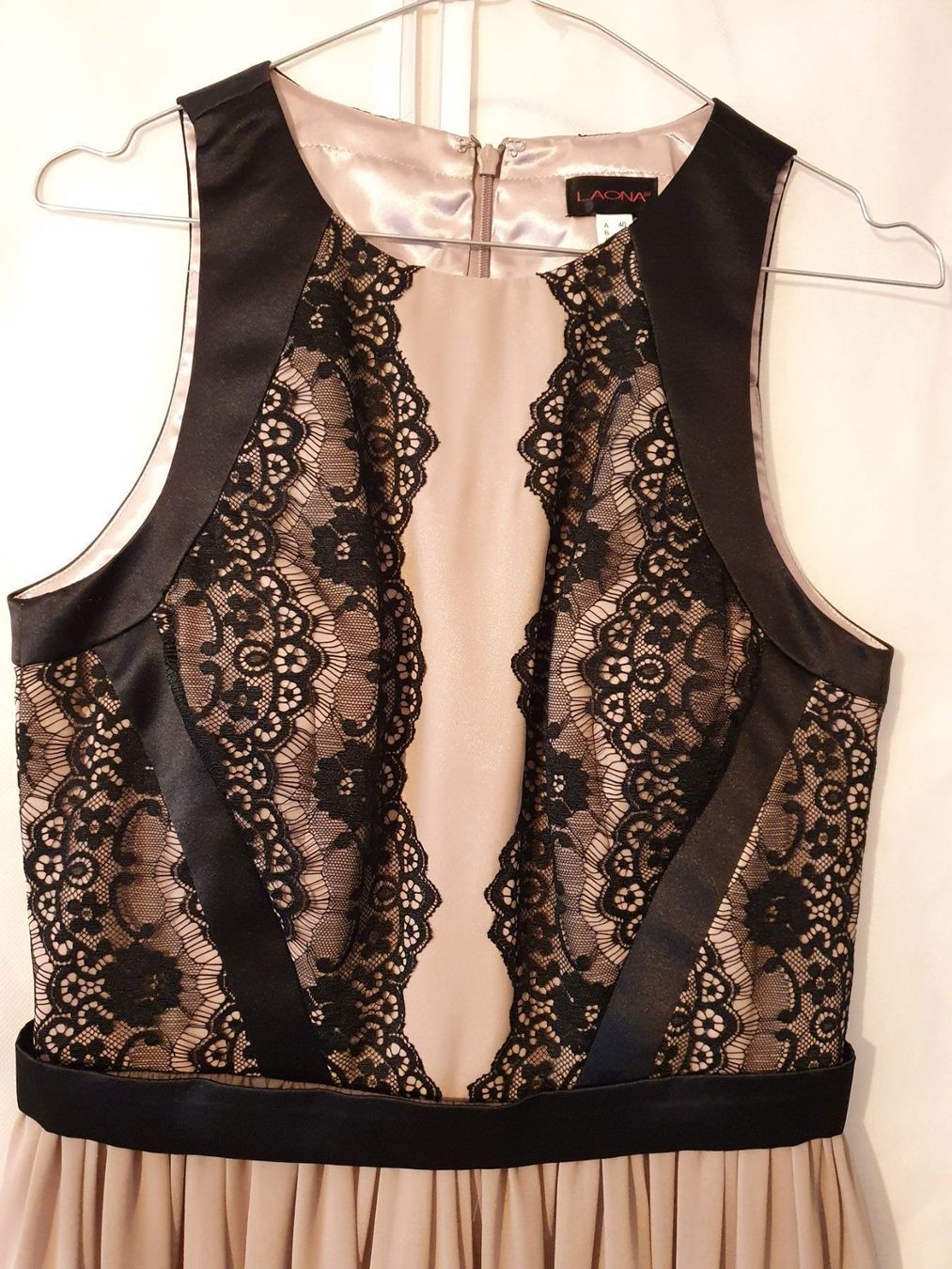 Kleider: Kleid (Marke LAONA, Grösse 40) – Gebraucht aus Herisau von lia17 1