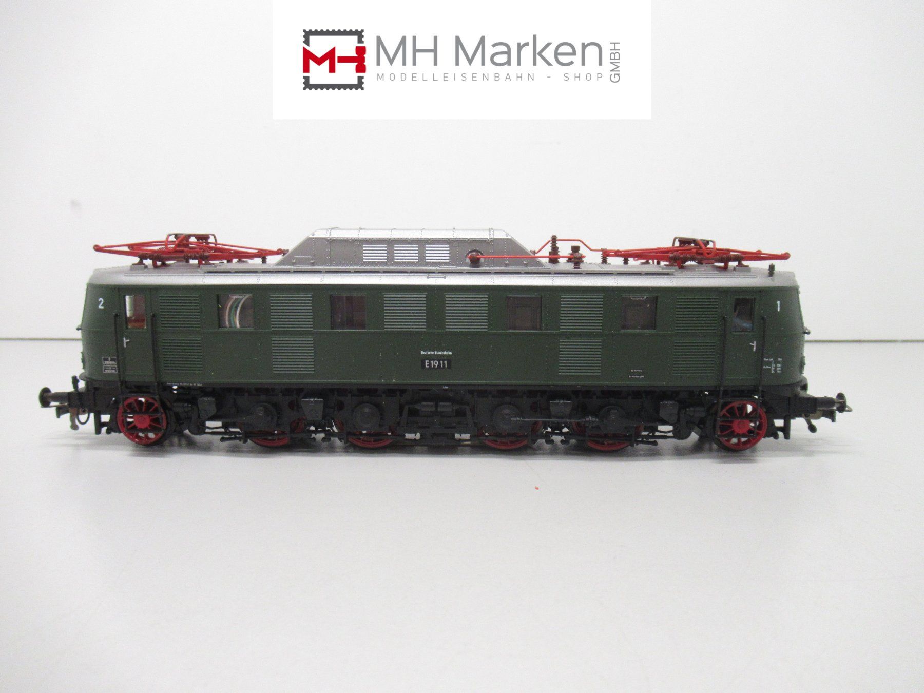 Fleischmann Trains électriques: Fleischmann 1319 E-Lok BR E 19 der DBB Digital RailCom AC H0 – D'occasion à Basel par mhmarken