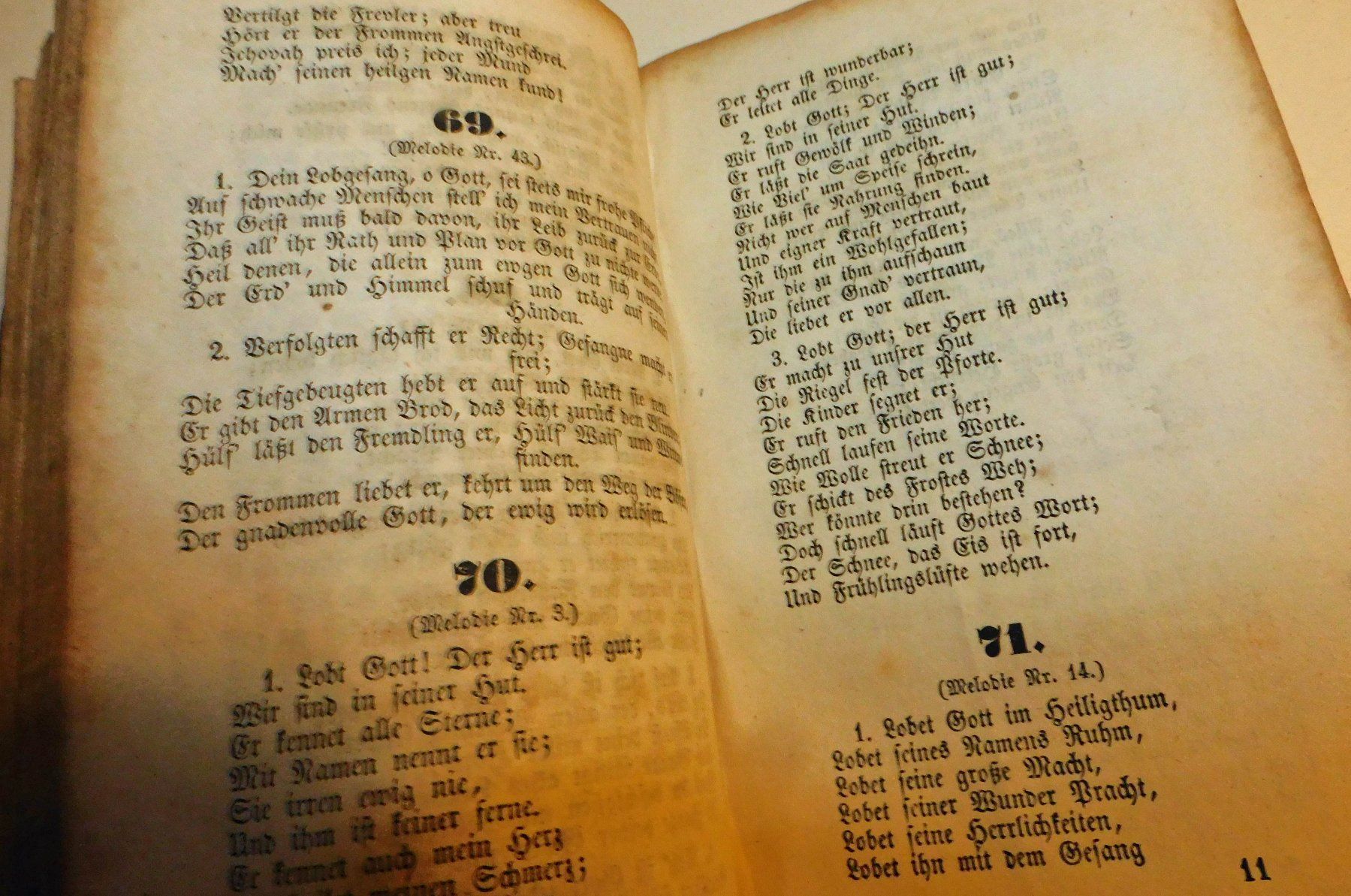 Libri: Neue Fundschätze 1853 Berner Gesangsbuch antikes Buch – Usato da Sursee venduto da 76 6