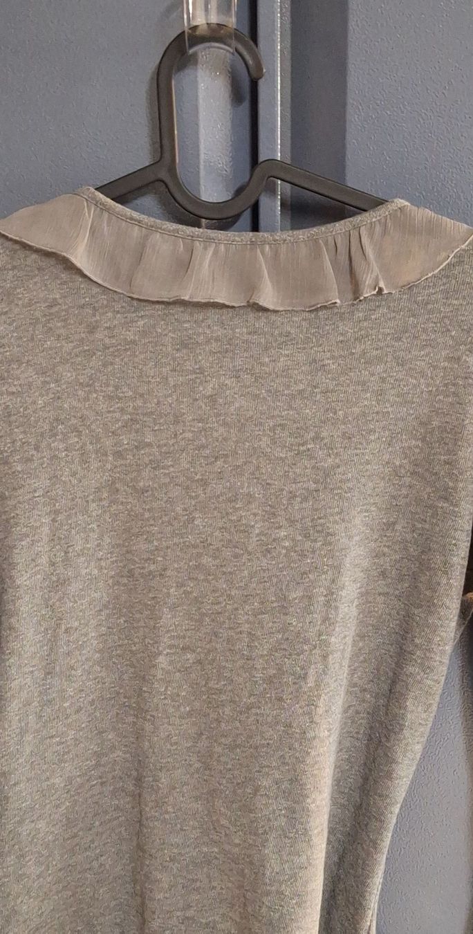 Esprit Jacken: Strickjacke Esprit grau mit Rüschen – Gebraucht aus Diessenhofen von str_p57p 3