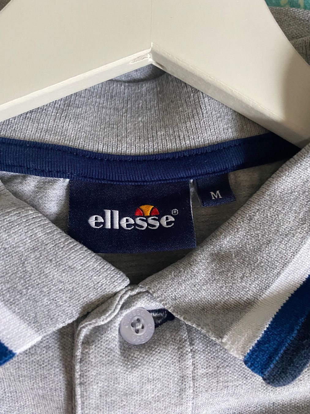 Ellesse Magliette Polo: Polo T-Shirt Ellesse, Grösse M – Usato da Zürich venduto da hulahup 4