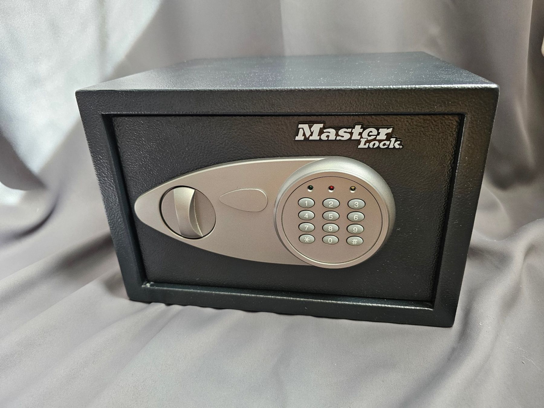 Coffre-fort: Master Lock X041ml (Tresor/Safe) – D'occasion à Zürich par may_ppq2