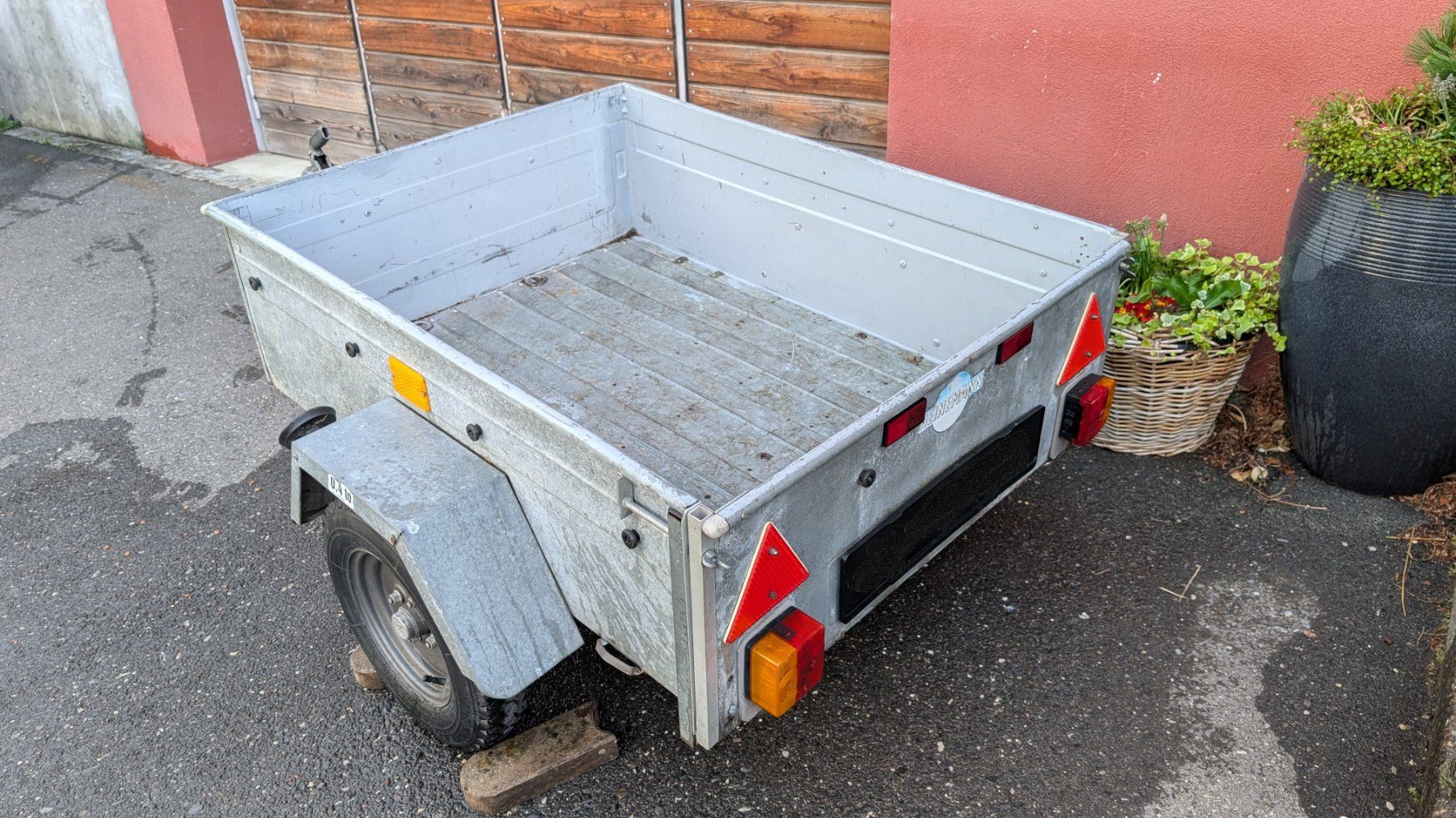 Heinemann Rimorchi: Autoanhänger Heinemann 400kg – Usato da Balzers venduto da Sofa5 2