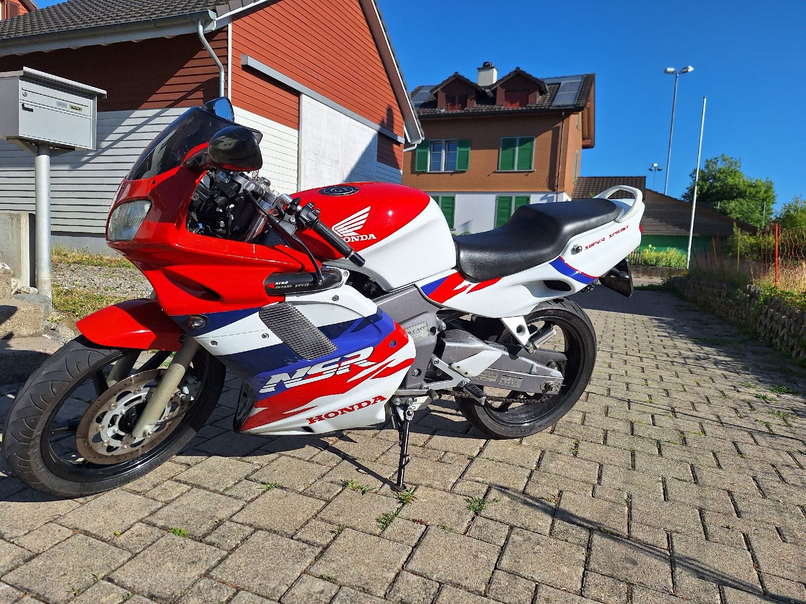 Honda Strada: Honda NSR 125 Motorrad Jg. 2000 – Usato da Berg TG venduto da Diablo15