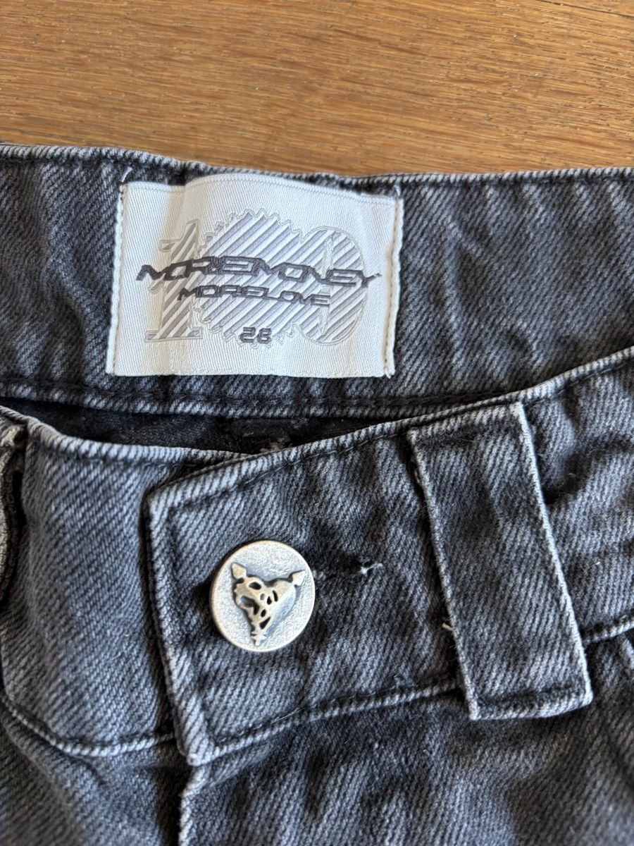 Jeans: More Money More Love Jeans – Gebraucht aus Luzern von THINGS-11 2