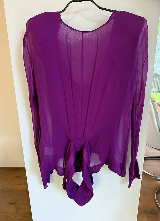 Camicette: Tom Ford 100% silk - 36EU/S size - as new! – Nuovo (secondo la descrizione) da Zürich venduto da Vera_Ma 2