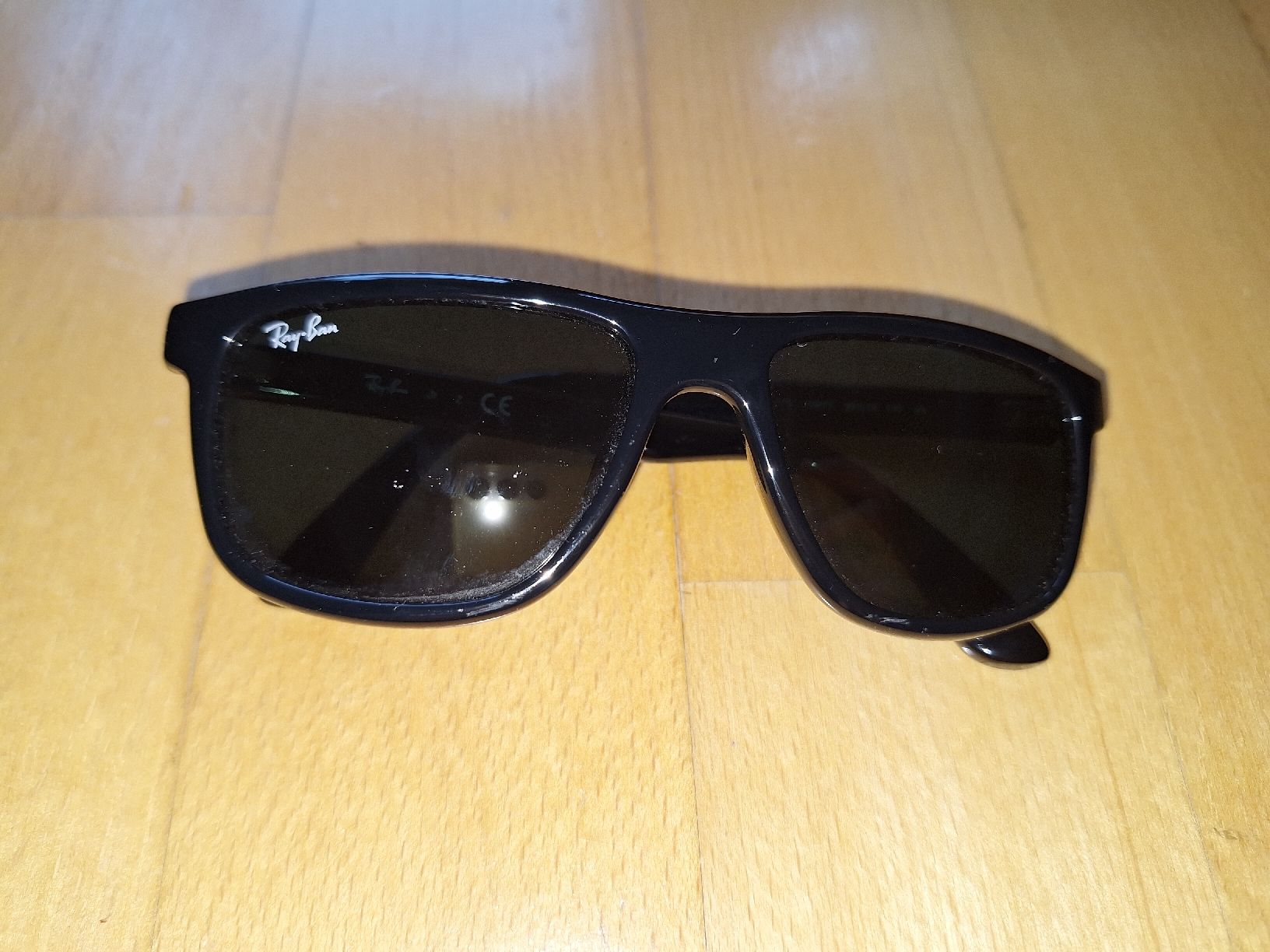 Ray-Ban Occhiali & Lenti: Ray Ban Kinder-Sonnenbrille mit Etui – Usato da Oberrieden venduto da smarties949 3