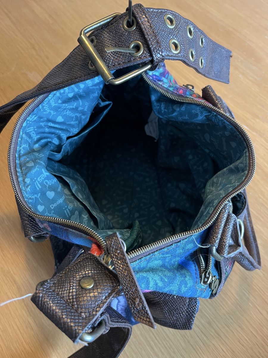 Desigual Borse da donna: Desigual Tasche multicolour gebraucht – Usato da Wetzikon ZH venduto da Steve1971 2