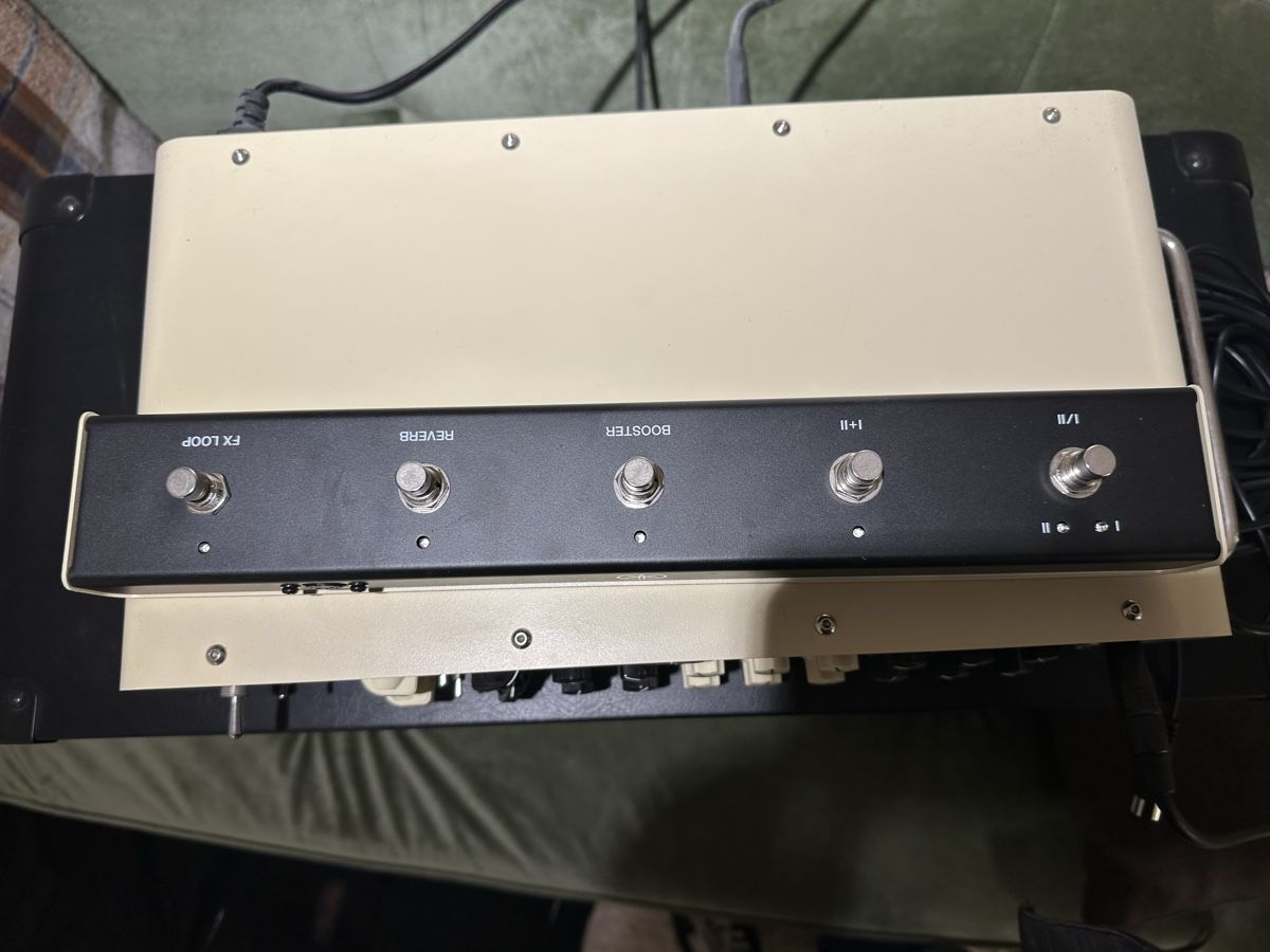 Yamaha Amplificatori: Yamaha THR100HD amp + THRC212 speaker – Usato da Forch venduto da Joedassin_79 2