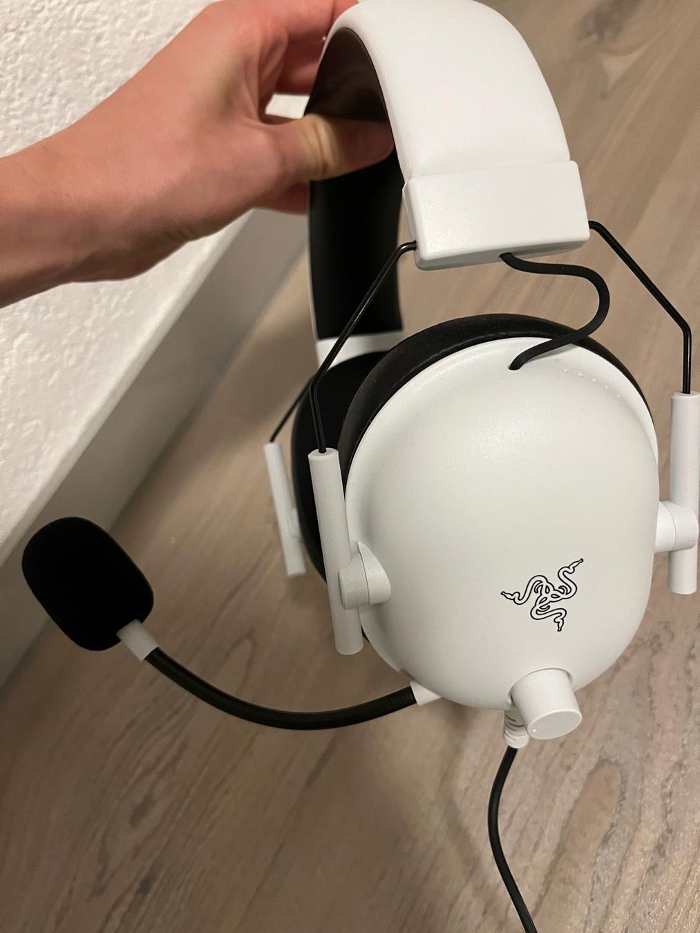 Monitore: Bundle PC Bildschirm, Maus, Tastatur,Headset, 2 Mausmatten – Gebraucht aus Wangenried von Laedi4 1