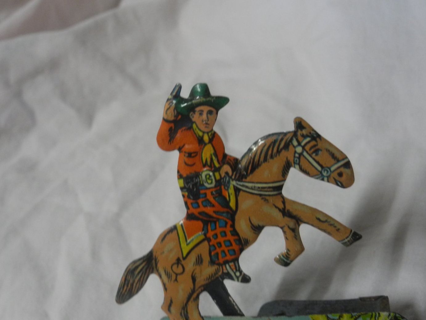 TIN TOY BLECH COWBOY ZU PFERD SEHR SCHN 10 CM HOCH (Gebraucht) in  Gurtnellen fr CHF 15  mit Lieferung auf Ricardo kaufen