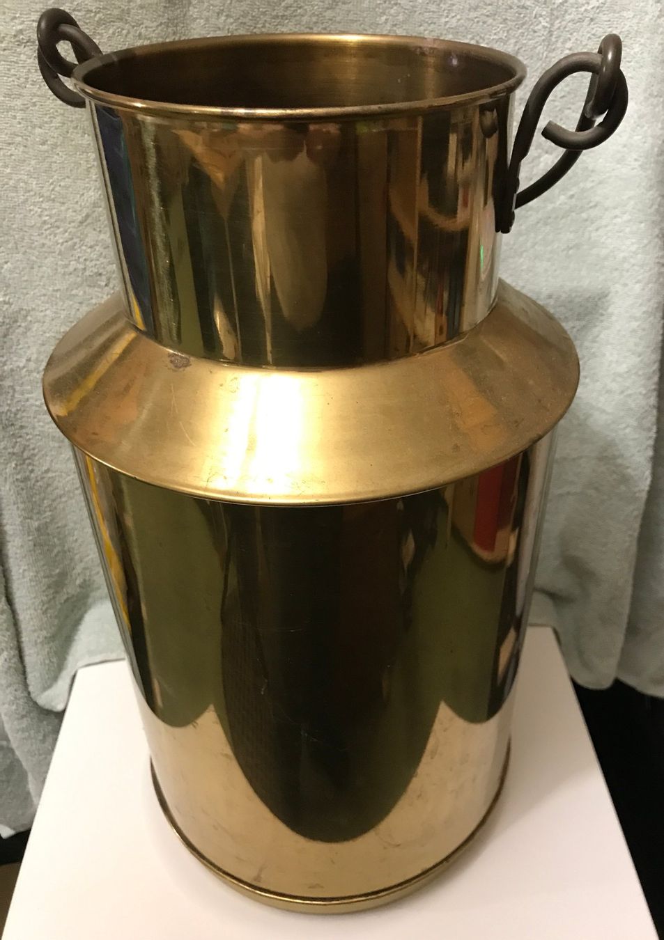 Tutte le decorazioni: Metallkanne, rund Messingfarbe – Usato da Meilen venduto da Mimi003