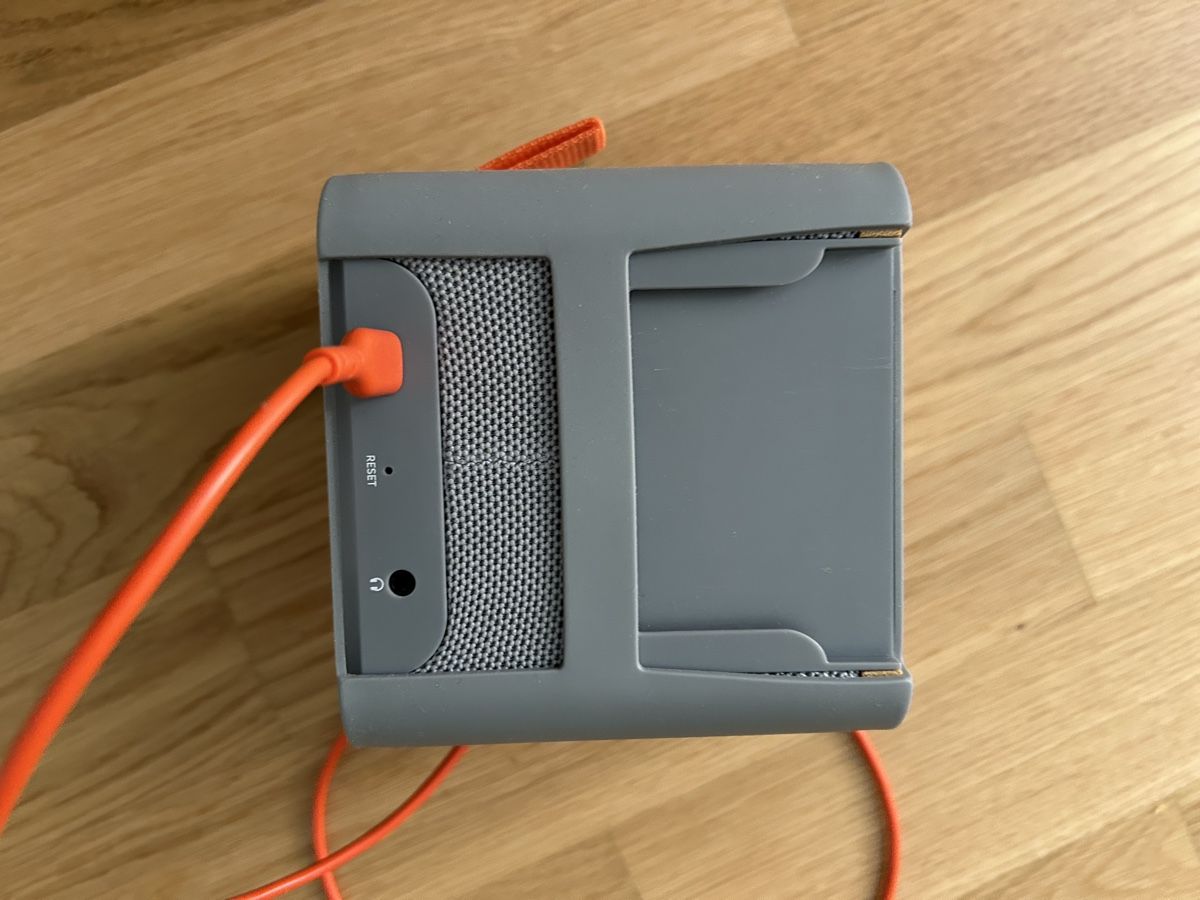 Tragbarer Mediaplayer: TIGERBOX TOUCH (1232) GRAU mit Schweizer Kinderlieder – Gebraucht aus Bern von spraydose 4