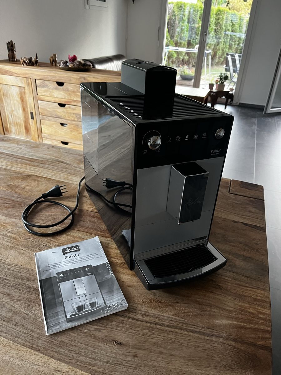 Melitta Macchine per caffè & Macchine per espresso: Melitta Purista Kaffee-Vollautomat – Usato da Frauenkappelen venduto da jensitiger77 2