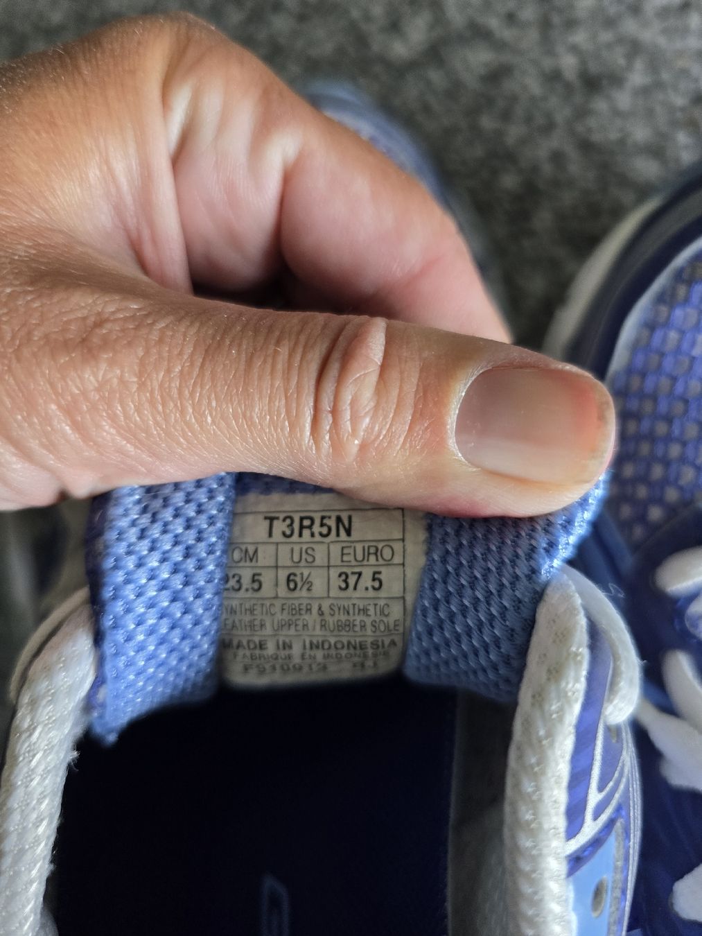 Asics Damenschuhe: ASICS Laufschuhe Damen Grösse 37.5 – Gebraucht aus Unterentfelden von Panda-87 2