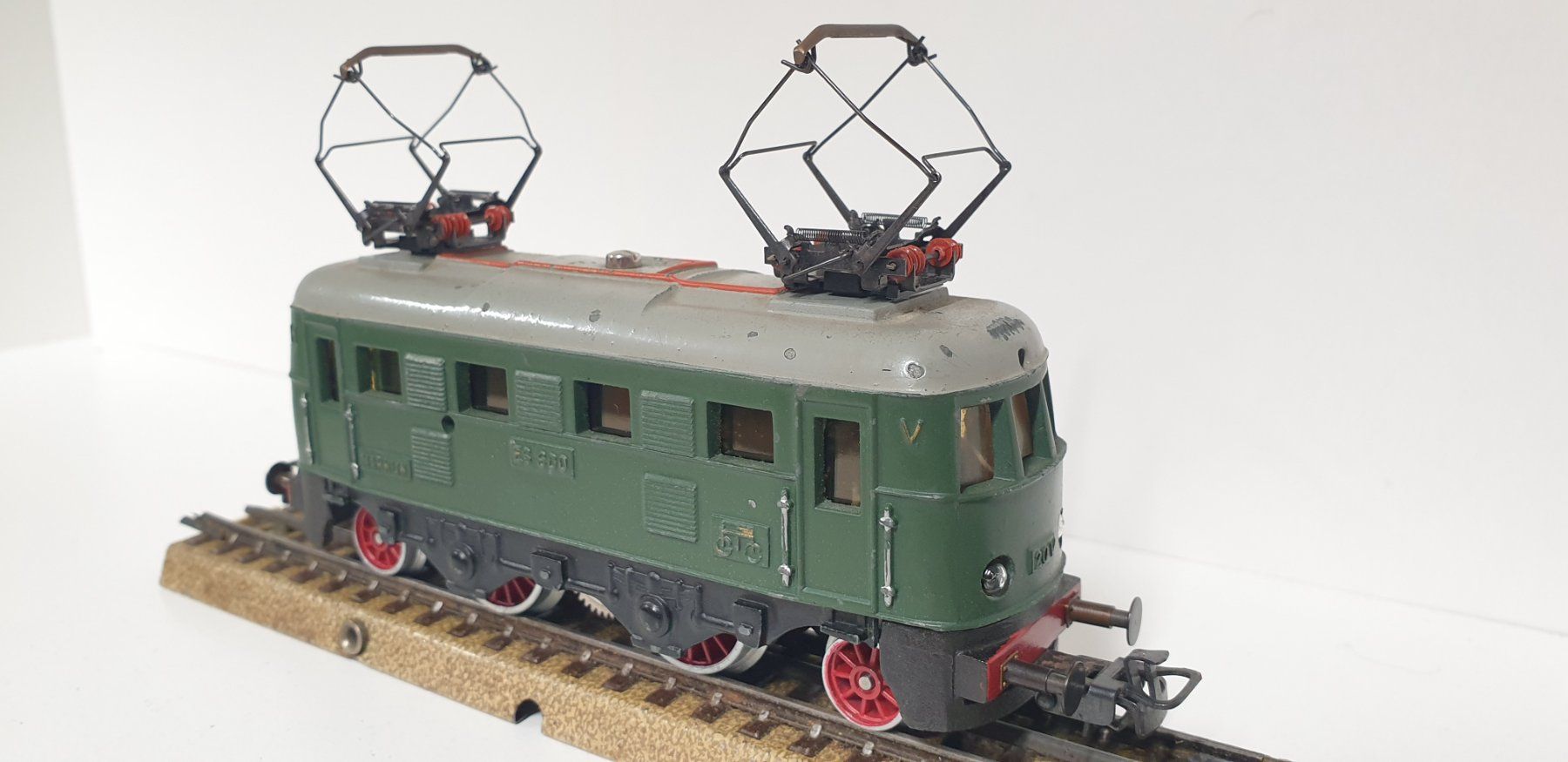 Märklin Modellini di ferrovie: Märklin E-Lokomotive ES800 ESU Digital!! – Usato da Neuenhof venduto da ludovicco 3
