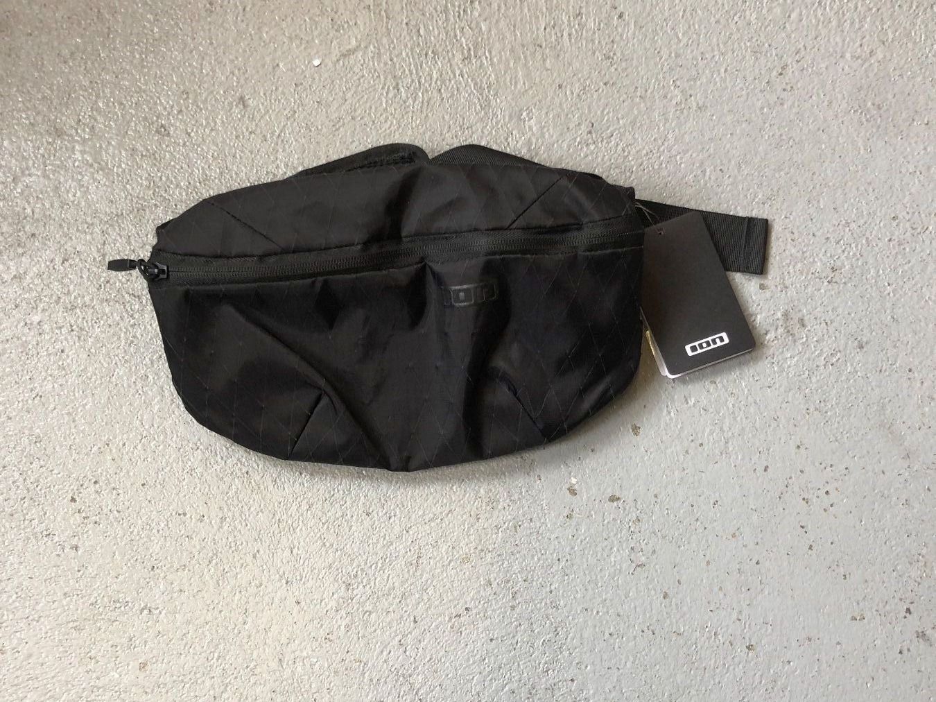 Rucksäcke: Ion Traze 1L Hipbag – Neu und originalverpackt aus Hochdorf von TreeLeeHochdorf