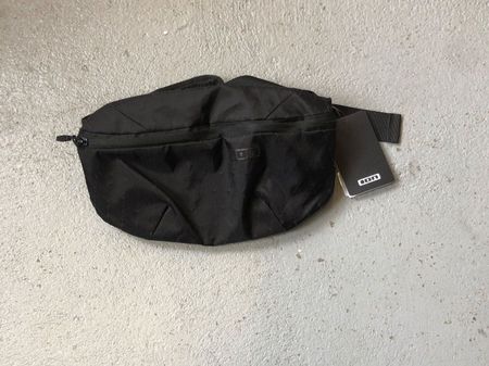 Ion Traze 1L Hipbag