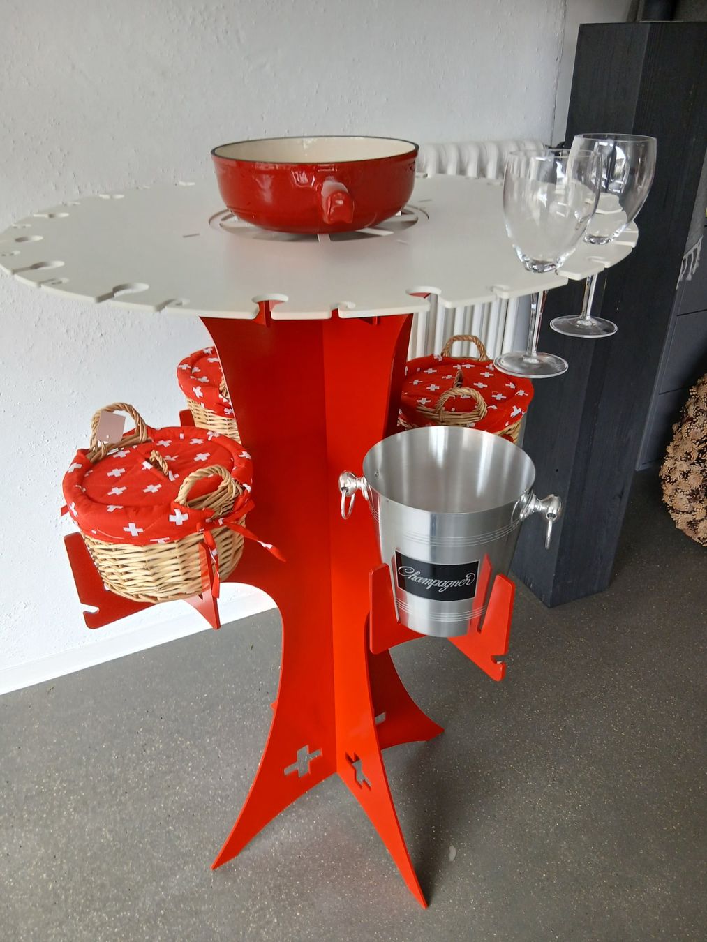 Allestimento di negozi e stand fieristici: Fonduebar / Partybar – Nuovo (secondo la descrizione) da Aadorf venduto da ren_t9bx