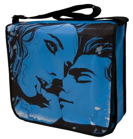 Umhängetasche-COUPLE -BLAU-SCHW. aus LKW