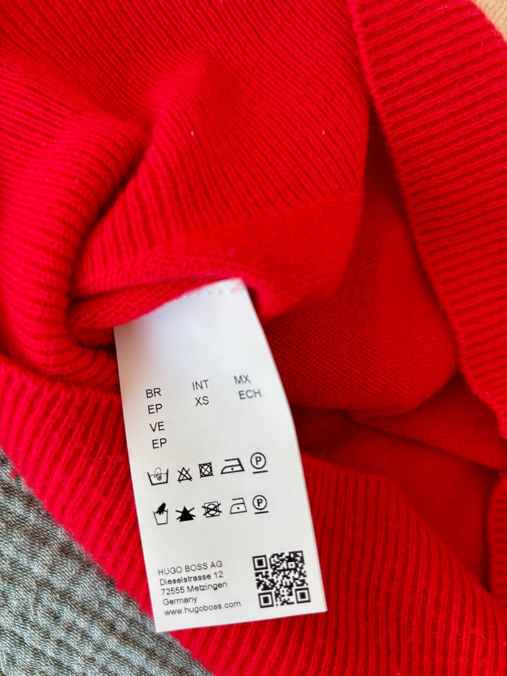 Hugo Boss Maglioni & Felpe: Leichter Rundstrickpullover aus reinem Kaschmir von Boss – Usato da Wetzikon ZH venduto da aku_gw6r 4
