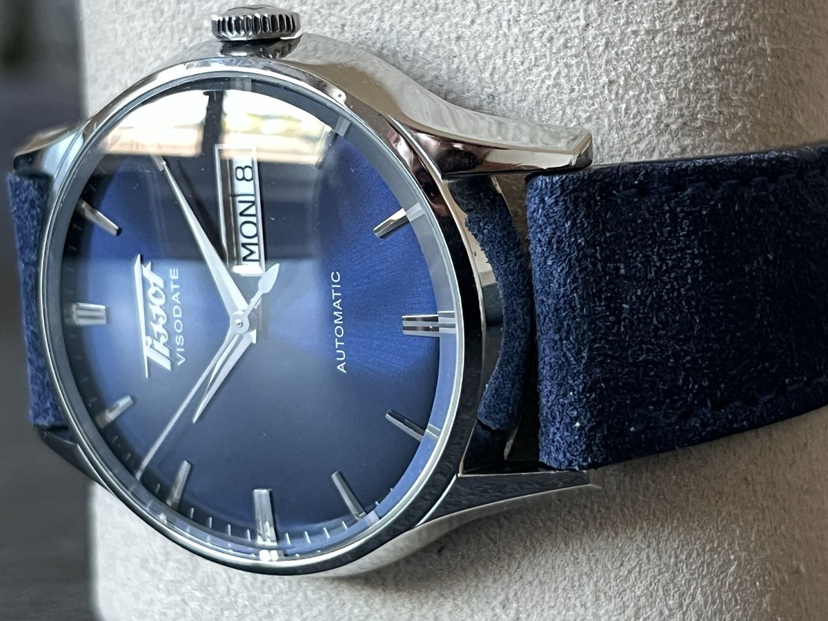 Tissot Orologi: TISSOT Heritage Visodate Automatic | 40mm | ab CHF 1.- – Usato da Zürich venduto da Atelier-Sablier 1