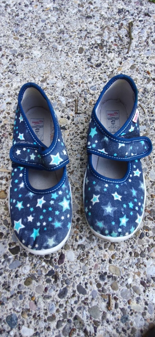 Scarpe per ragazze: Kinderfinkli – Usato da Winterthur venduto da OldShatterhand1.