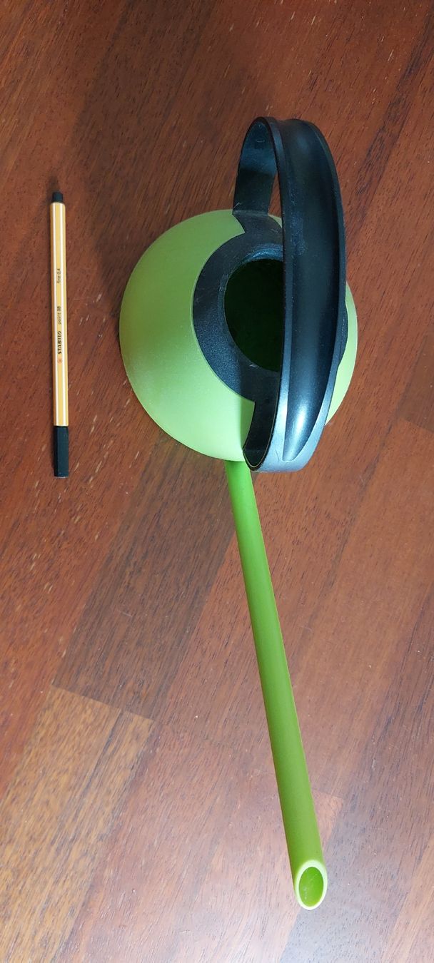 Humidifier & Arroser: Arrosoir plastique vert et noir – D'occasion à Vevey par kowabunga 1