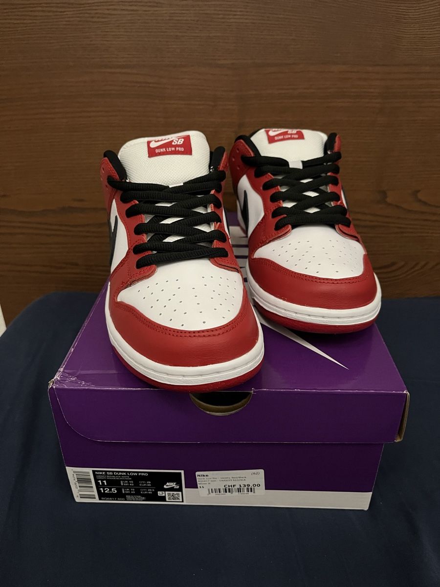 Nike Scarpe da uomo: Nike SB Dunk low J Pack Chicago US 11 DS – Nuovo e nell'imballaggio originale da Zürich venduto da p.kanne 1